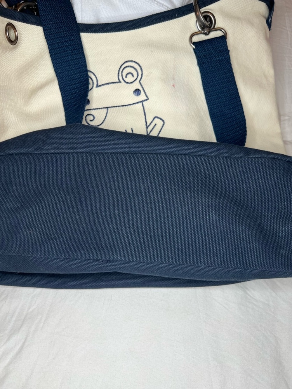 Canvas Crew Tote Bag by Thirty One Navy Cream Large Embroidered Frog - Picture 13 of 13